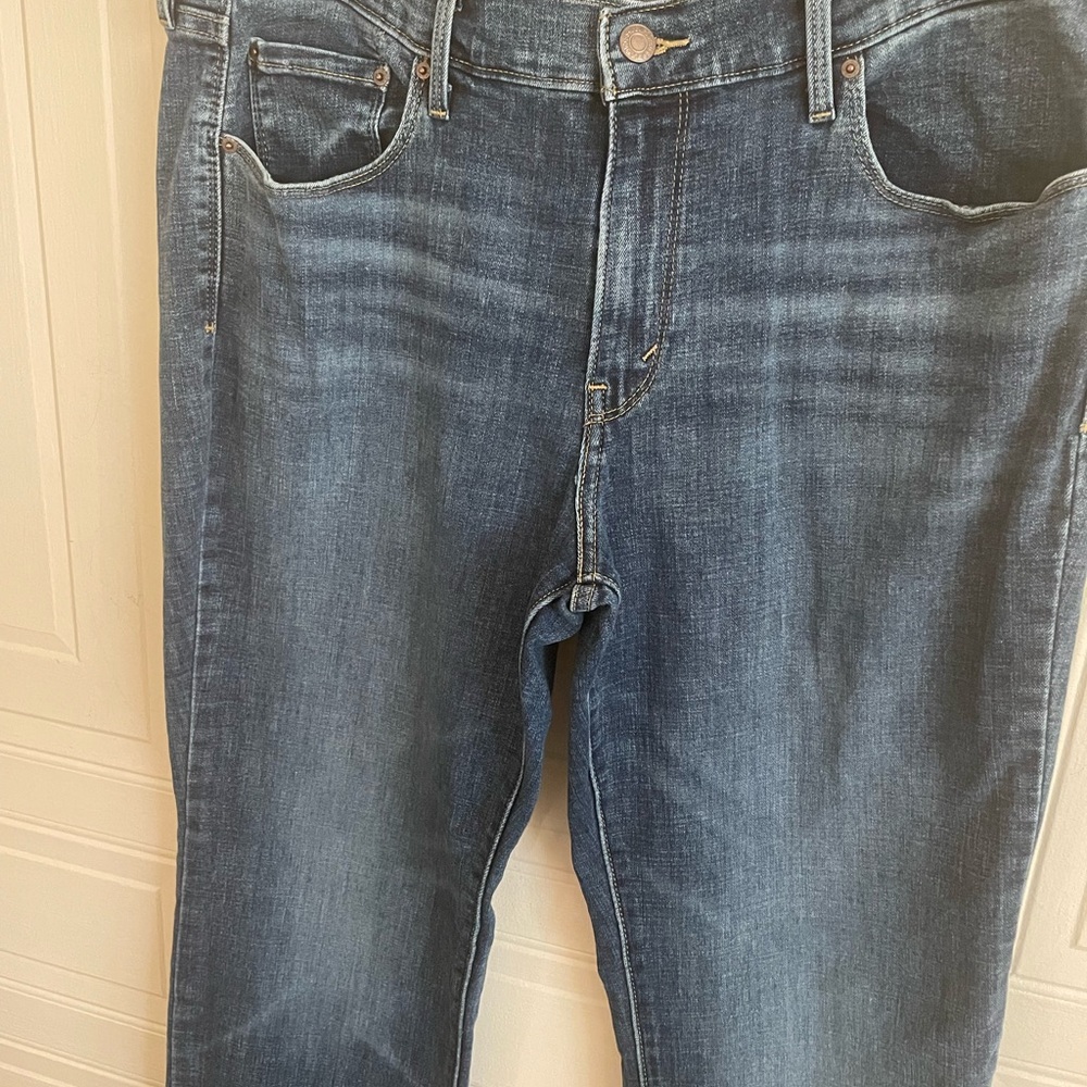 Levi's Blue Boot Cut Jeans Timeless Denim Style